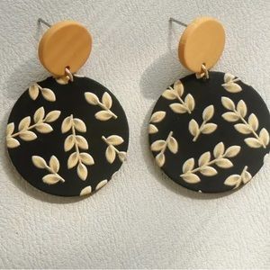 Round Shape Yellow Twig Leaf Pattern Dangle Earrings